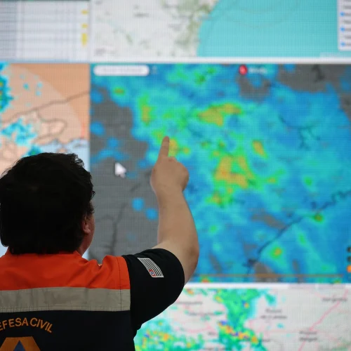 Defesa Civil alerta para chuva e ventos fortes em SP 