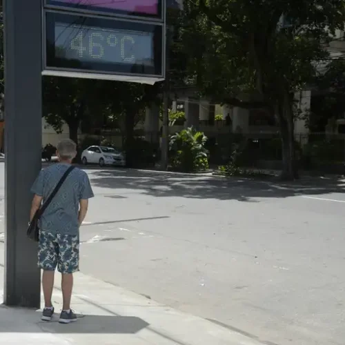 Projeções indicam até 127 dias de calor extremo por ano 