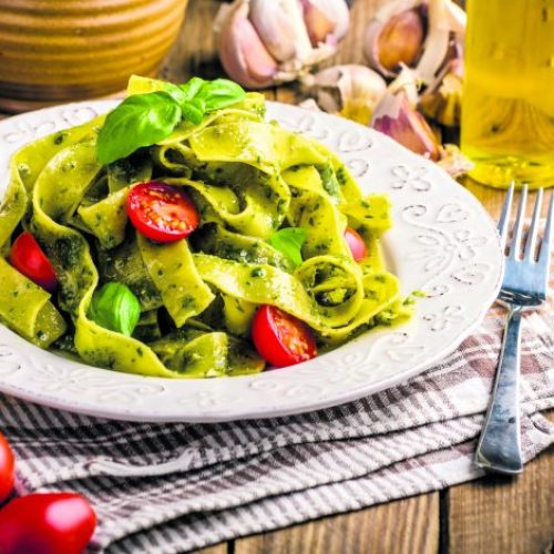 Macarrão ao Molho Pesto: sabor e praticidade na sua mesa