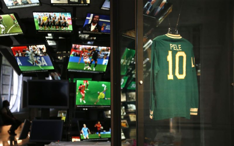 Museu do Futebol lança audioguia em formato de programa de rádio