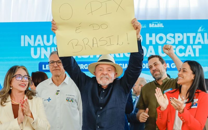 Lula defende Pix e diz que sistema brasileiro assusta norte-americanos
