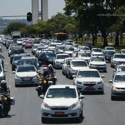 Crédito para carros de aplicativo tem teto elevado para R$ 200 mil